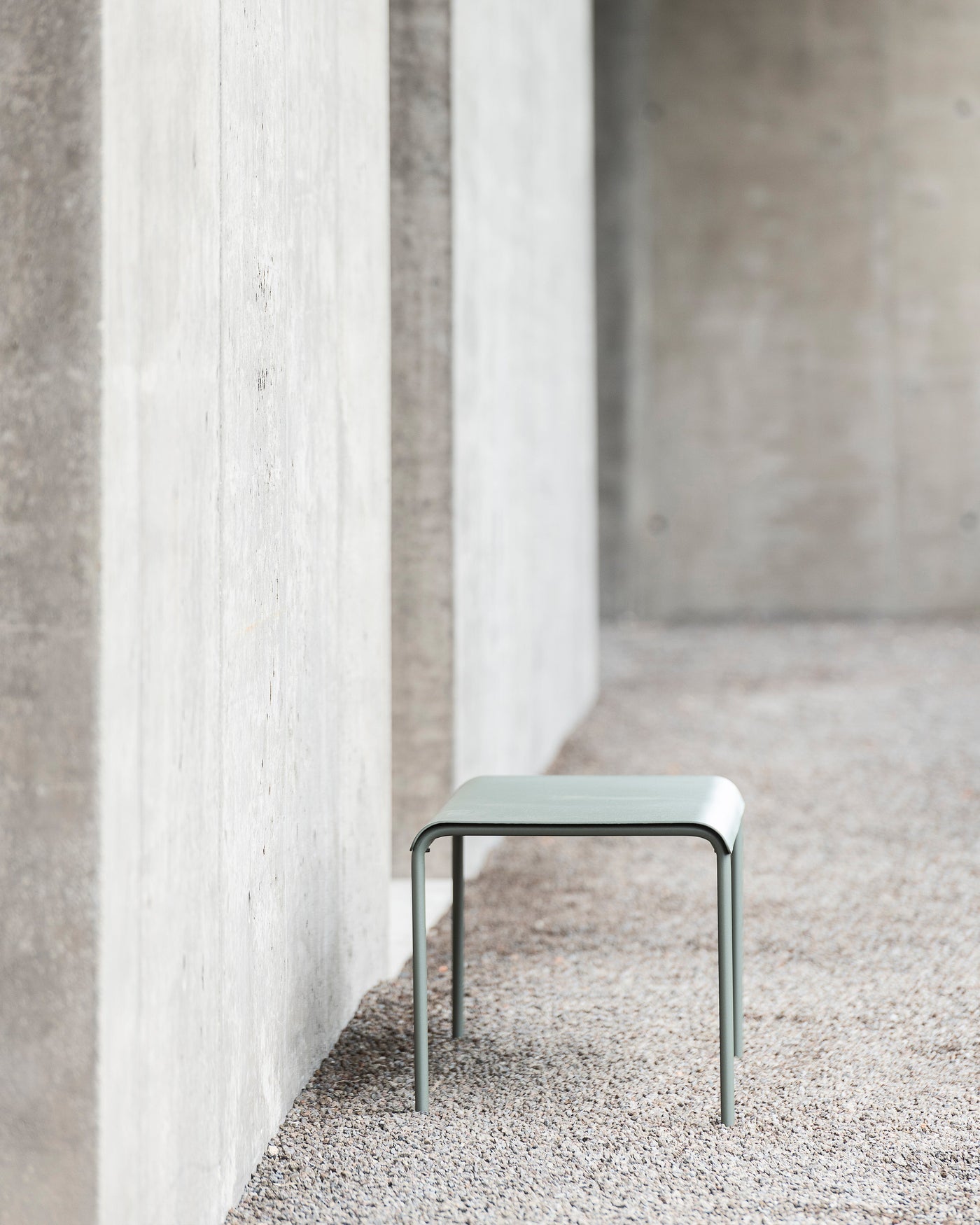 Stool August