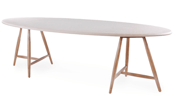 Faye Ovale tafel