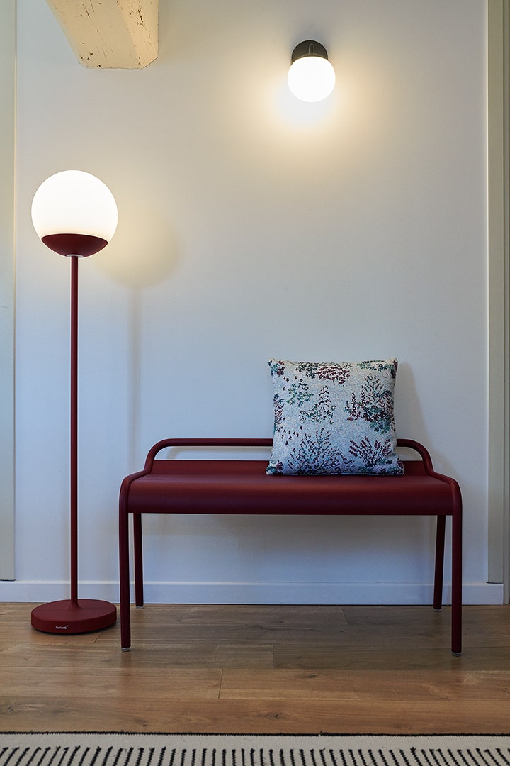 Luxembourg compact sofa