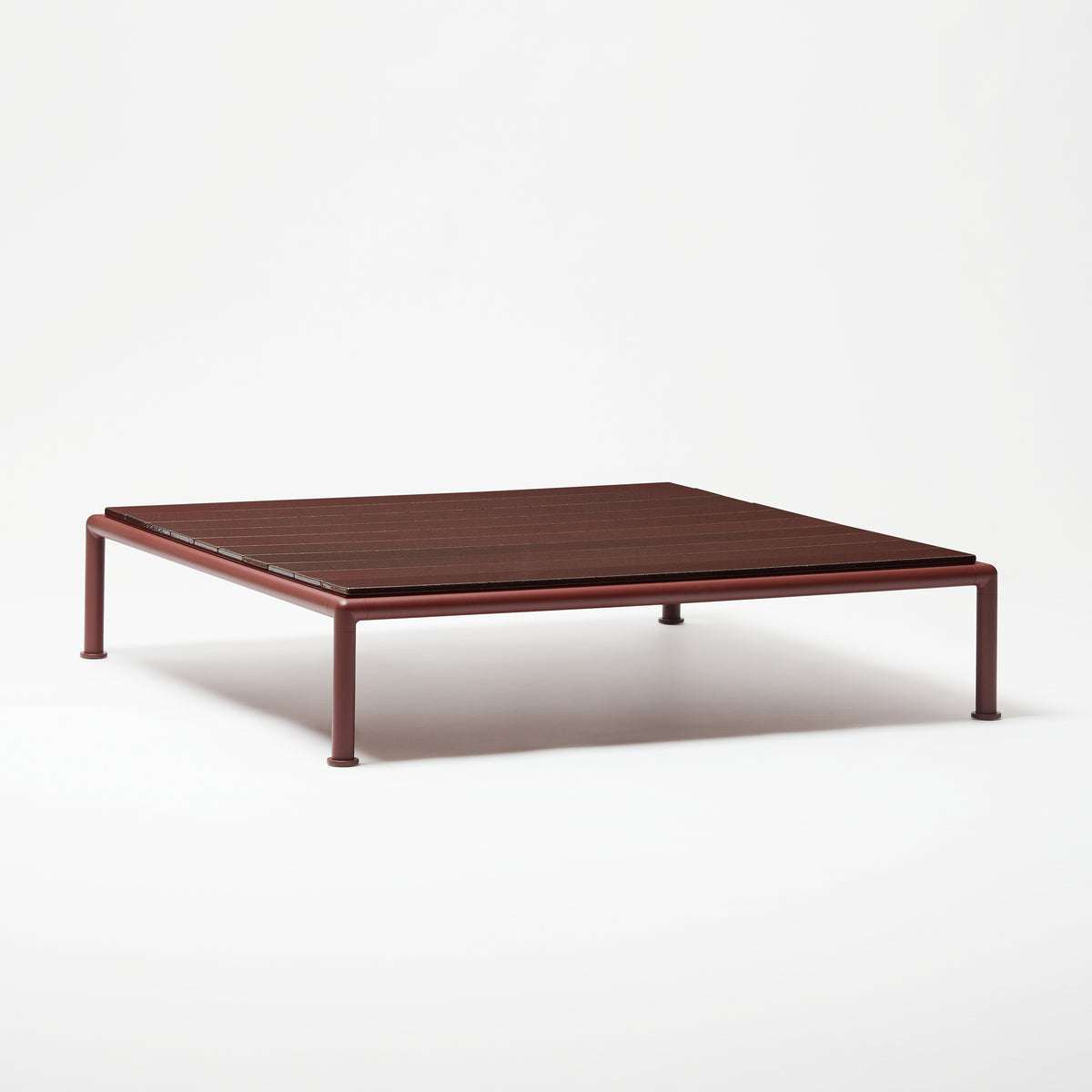 Roe – Small Table 96x96h21 Pie.LAV.