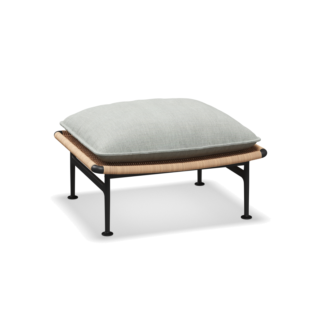 Zenith ottoman — Meteor Wheat met Willa Sage