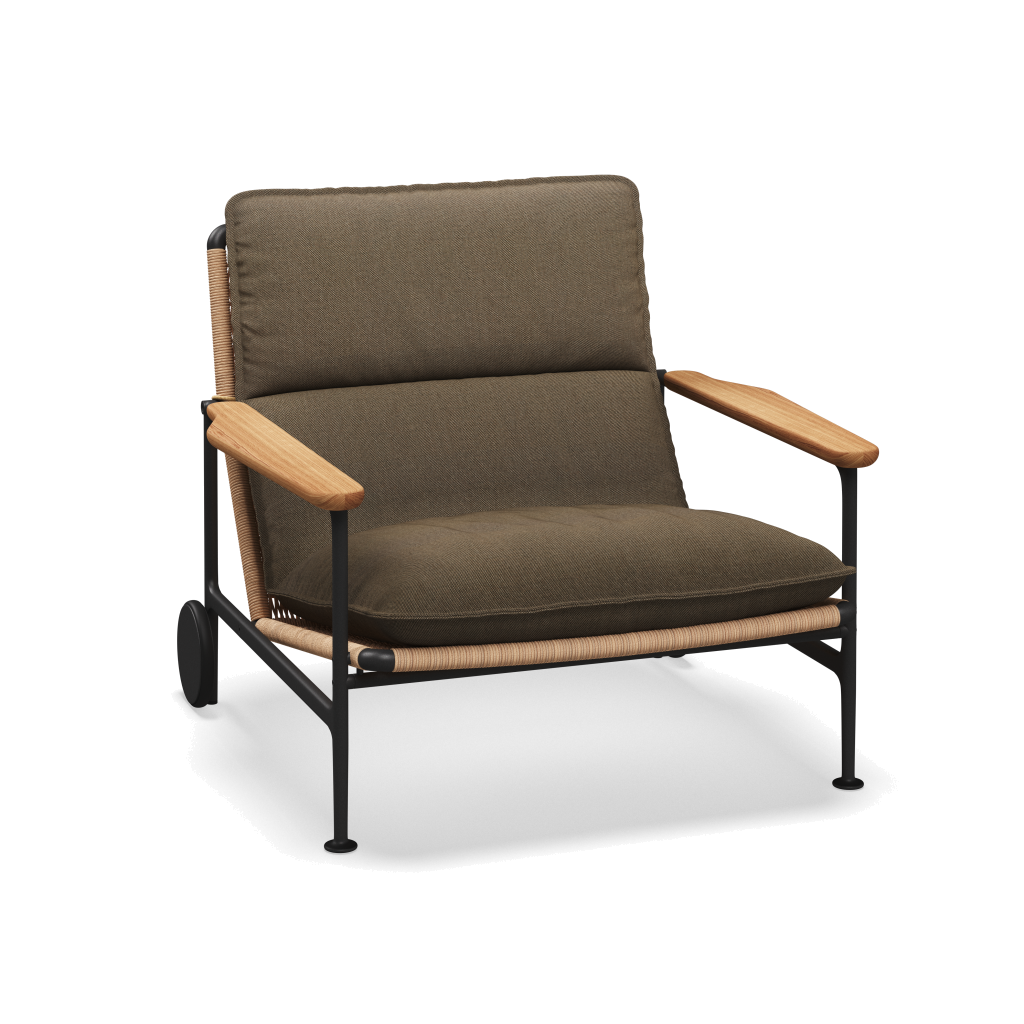 Zenith loungestoel met teakhouten armleuningen — Meteor Wheat Natural met Blend Latte