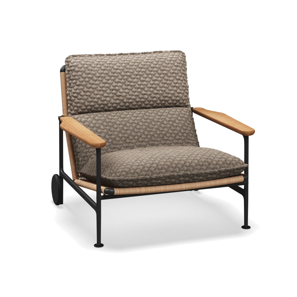 Zenith loungestoel met teakhouten armleuningen — Meteor Wheat Natural met Wave Buff