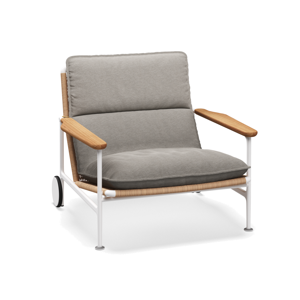 Zenith loungestoel met teakhouten armleuningen — White Wheat Natural met Tuck Malt