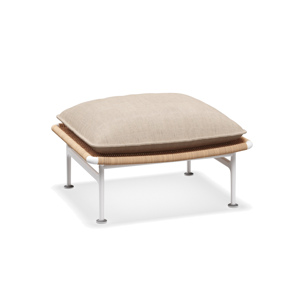 Zenith ottoman — White Wheat met Ground Sand