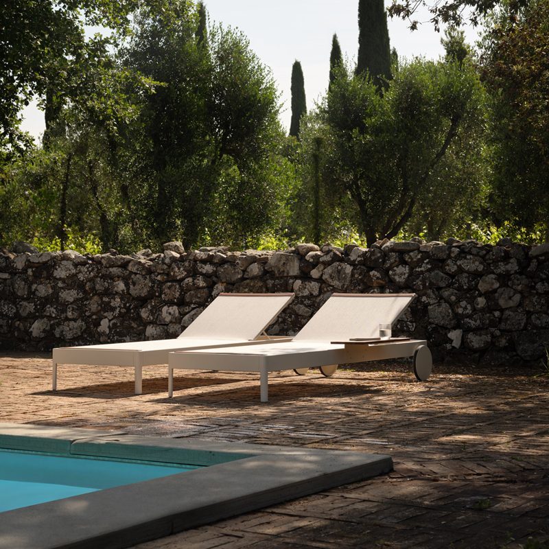 Solaris – Sunlounger W/Castors L.TA sfeerbeeld