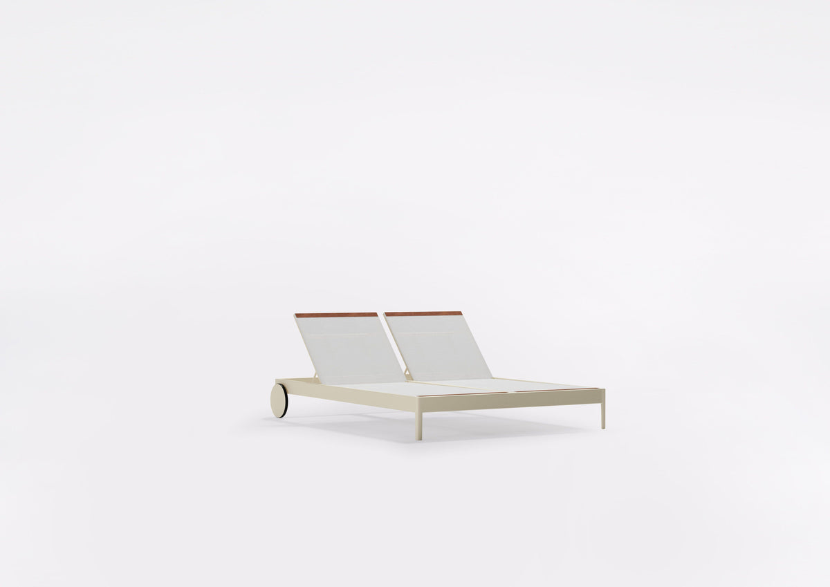 Double sunlounger with castors
