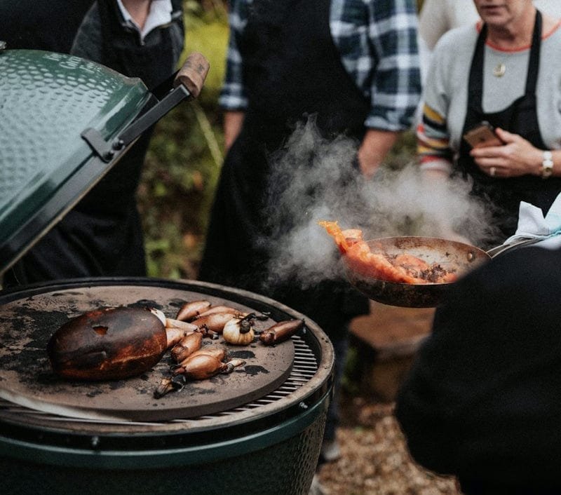 1704192933-xl-egg-bakingstone-pan_b2ad7e92-b2f9-440e-9e9b-98a33e7c2dc5.jpg