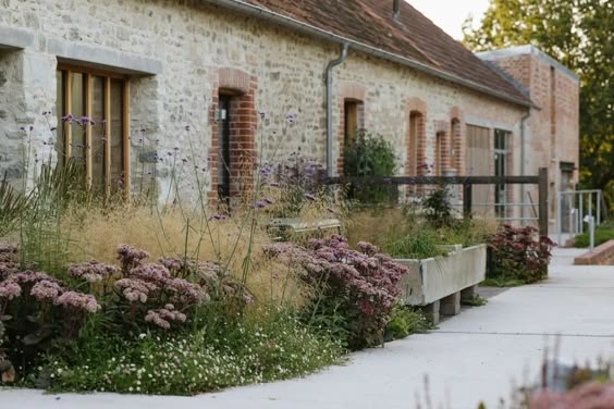 Modern Farmhouse