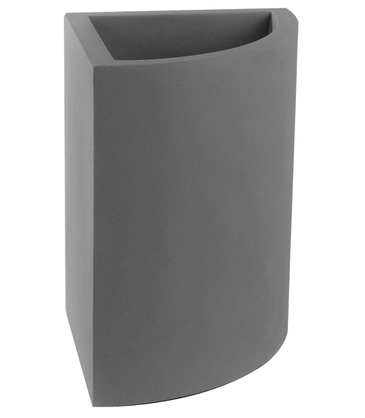 Vondom Angular Pot