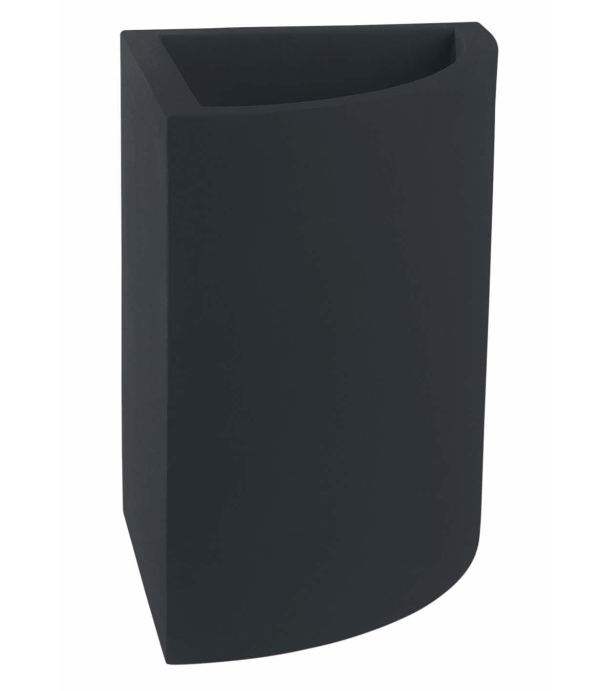 Vondom Angular Pot