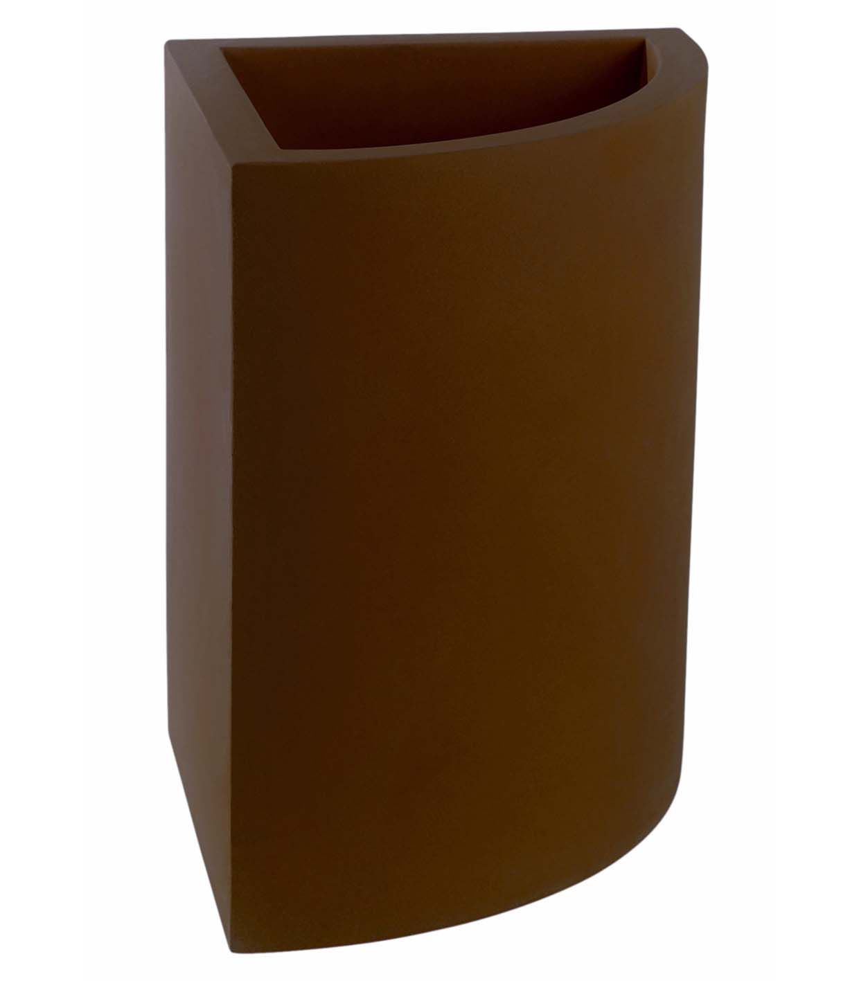 Vondom Angular Pot