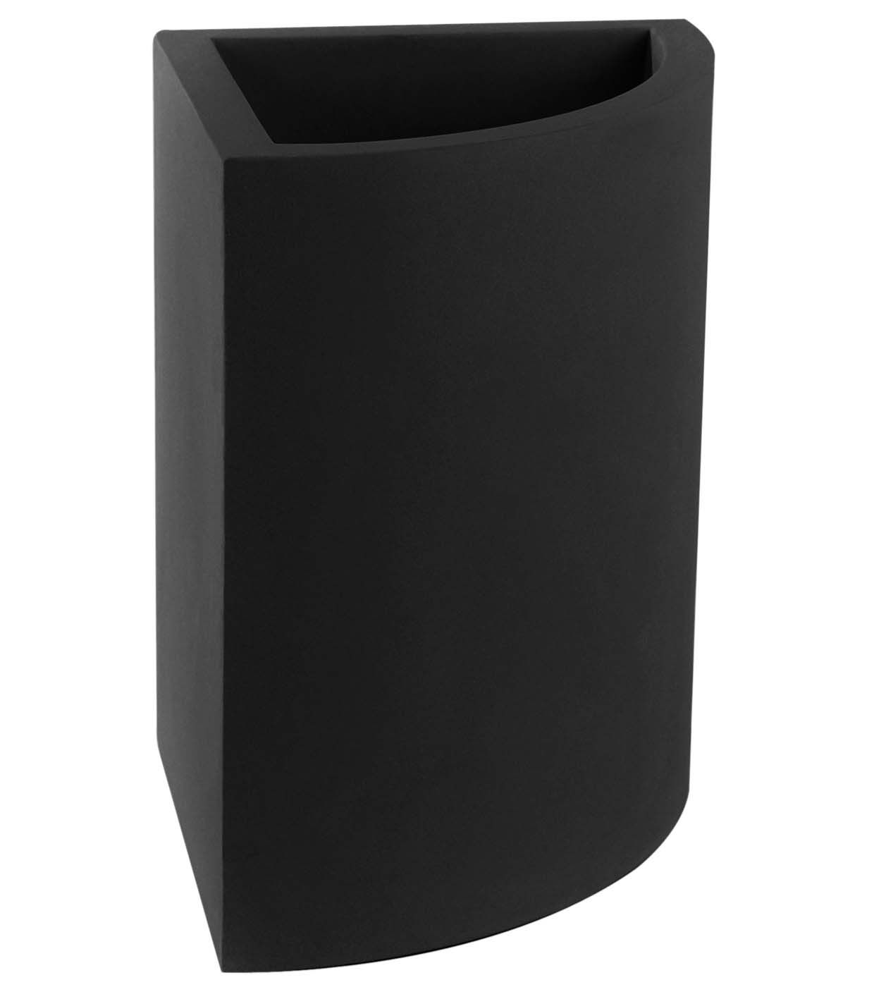 Vondom Angular Pot