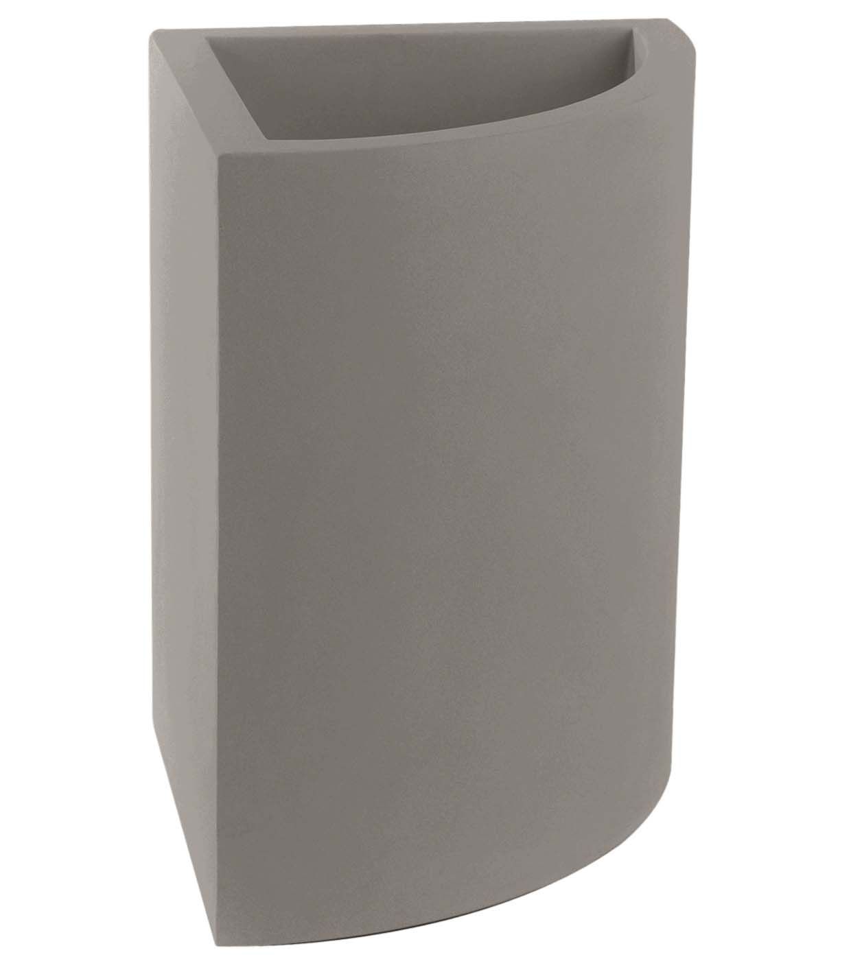 Vondom Angular Pot