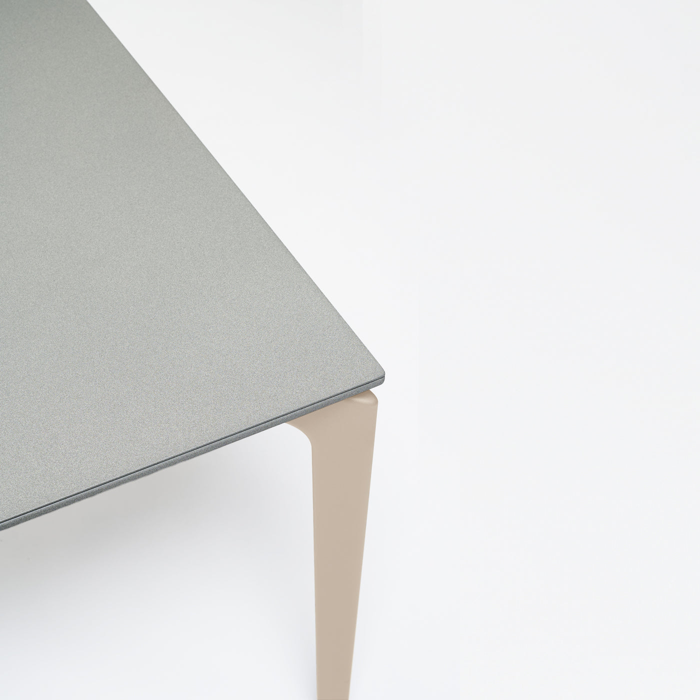 Allsize – Low Table 50x50h38 Speckl