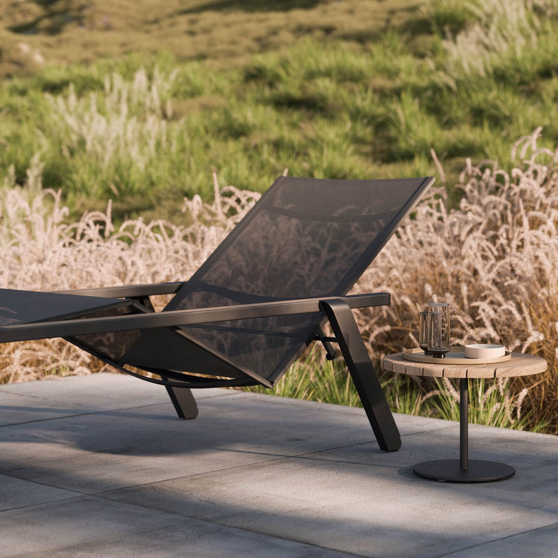 ALURA 195 LOUNGER - BUTLER 40 SIDE TABLE-min