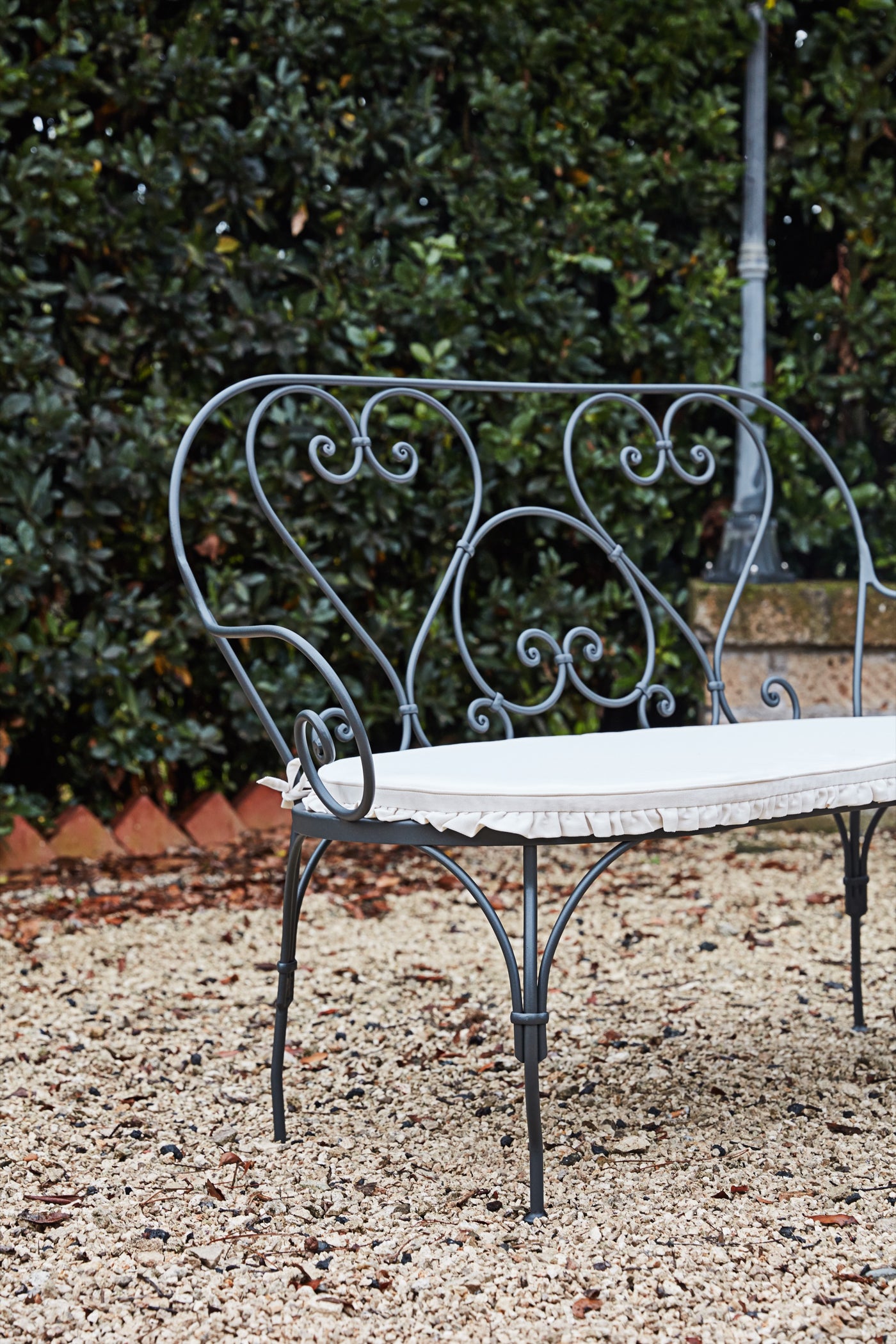 Unopiù Aurora Sofa 130 / 70 / 93