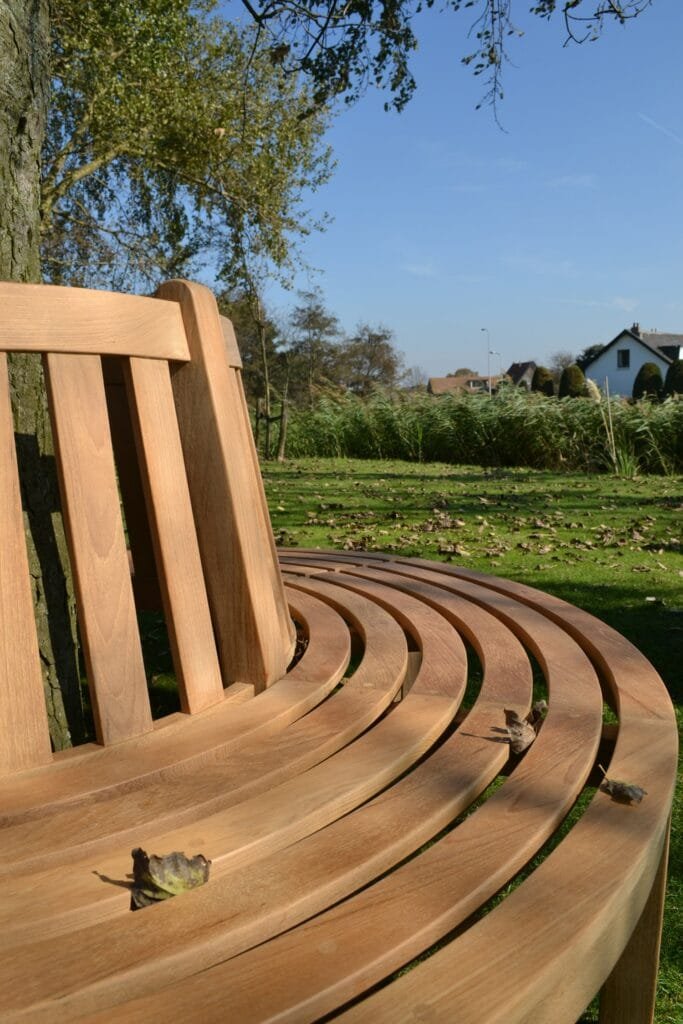 BEATRICE-treeseat-13-min-683x1024-1.jpg