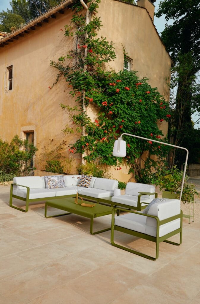 BELLEVIE_BALAD_IOS_ALTO_PESTO_GRIS_ARGILE_PAIN_D_EPICES_TARASCON_VISUEL2024_LOUISE_CARRASCO_2-674x1024-1.jpg