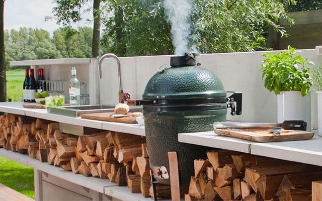 BGE-Large-outdoor-kitchen.jpg