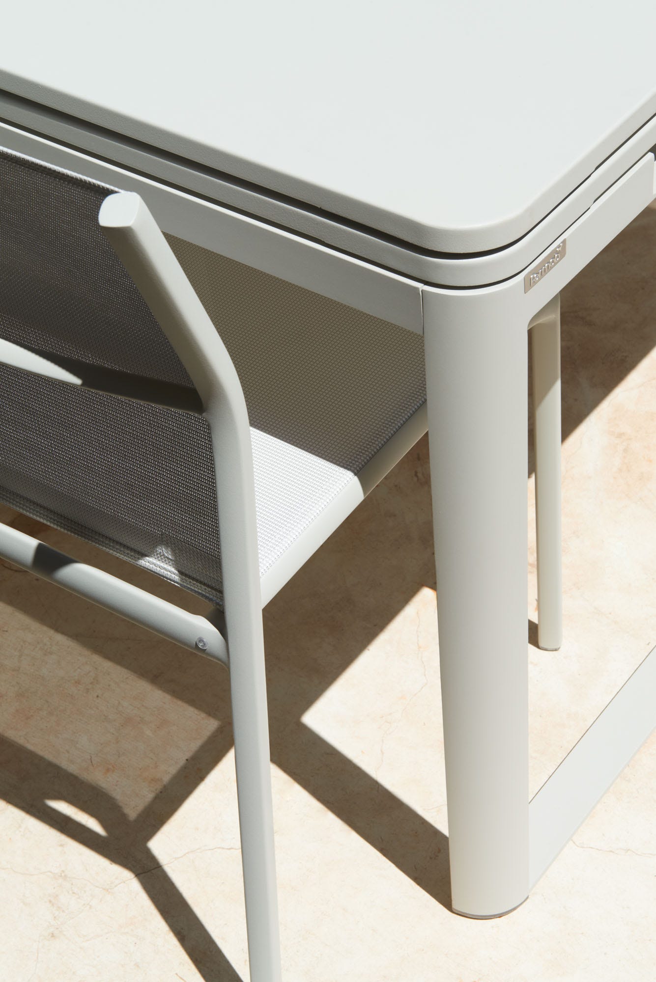 Biarritz uitschuifbare tafel 201/300 × 100 cm