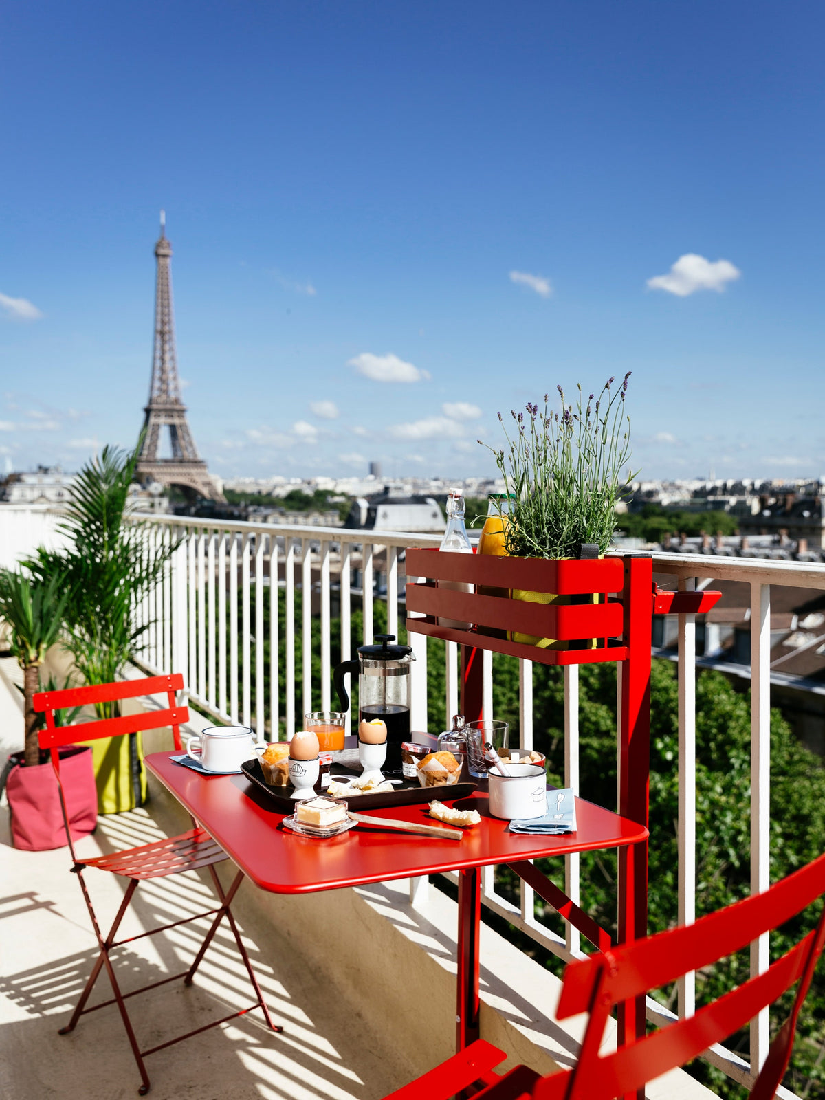 Bistro balcony table 57 × 77 cm