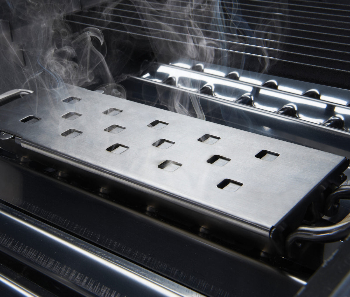 Stainless steel smoke box, adjustable