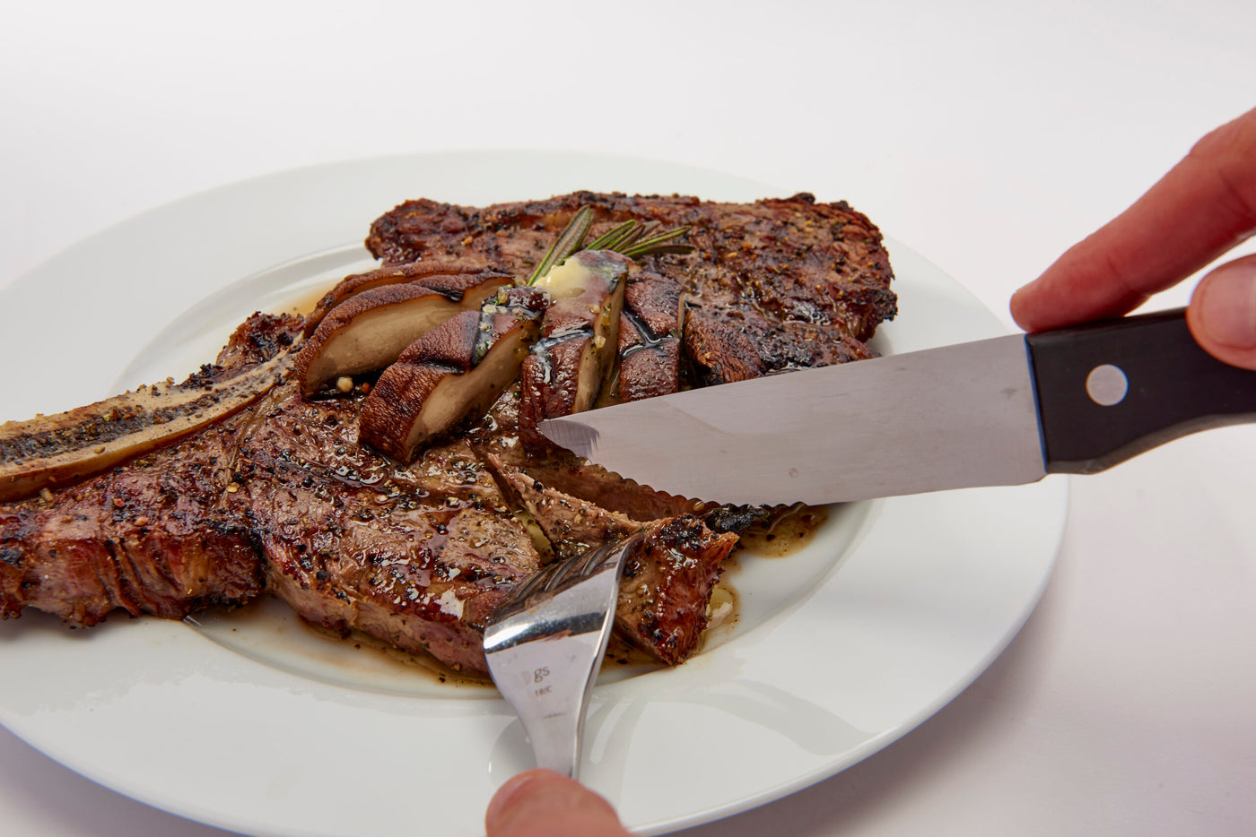 Steak knives