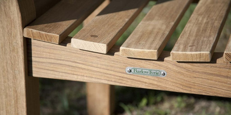 Barlow-Tyrie-London-bench-detailed-1024x512-1.jpg