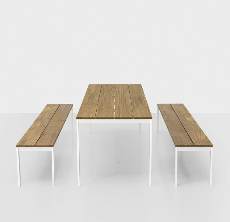 Be-easy-tafel-banken-opstelling-Kristalia-1024x989-1.jpg