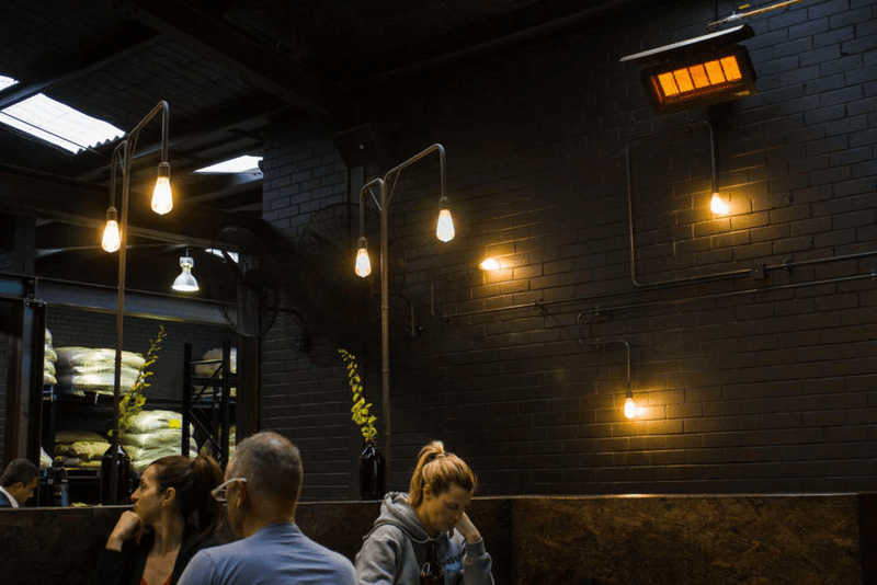 Bromic-Tungsten-smart-heat-gas-black-hanging.png