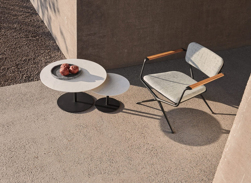 EXES 77 LOW CHAIRS - BUTLER 40TL & 60T SIDE TABLES-min