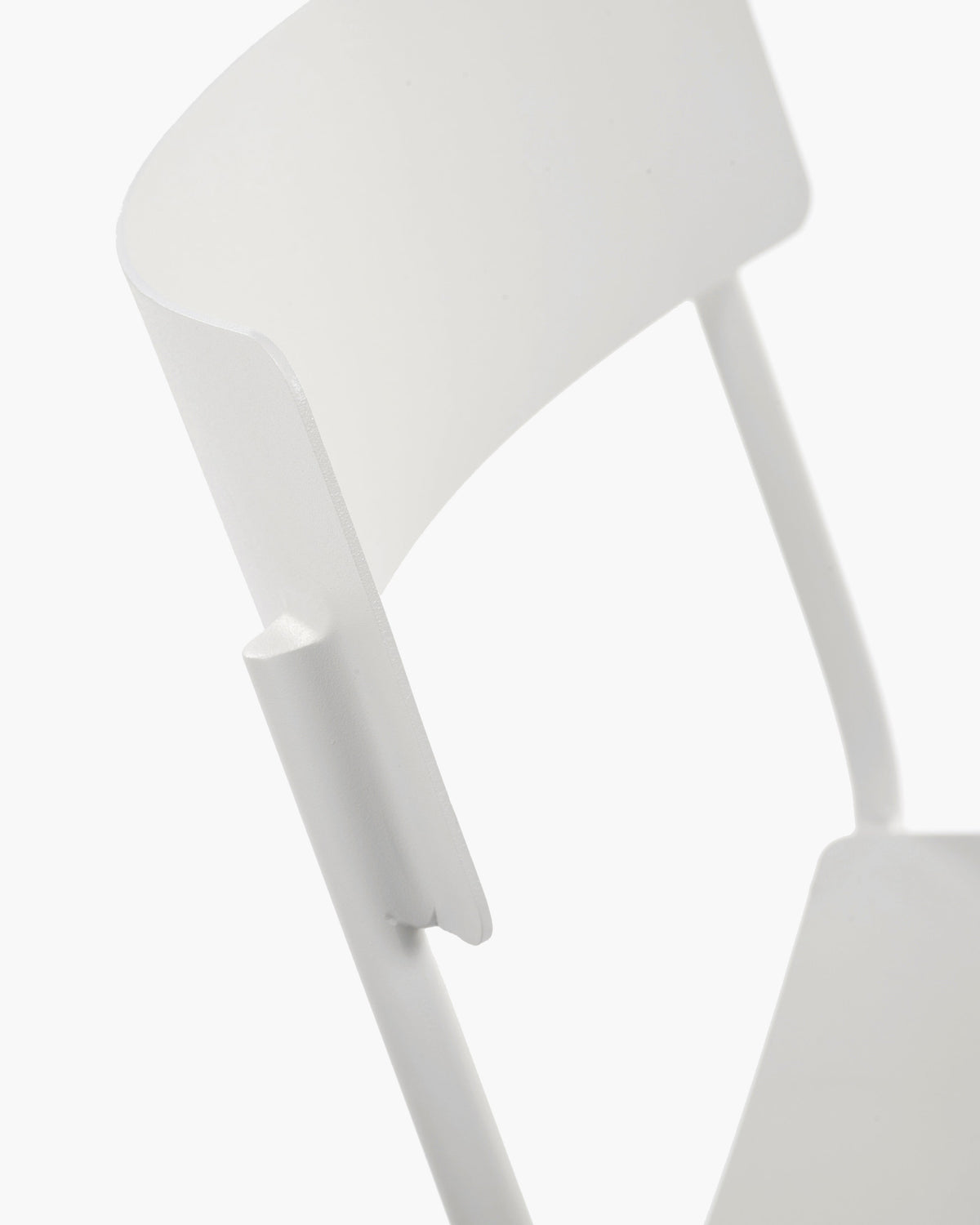 Chair August