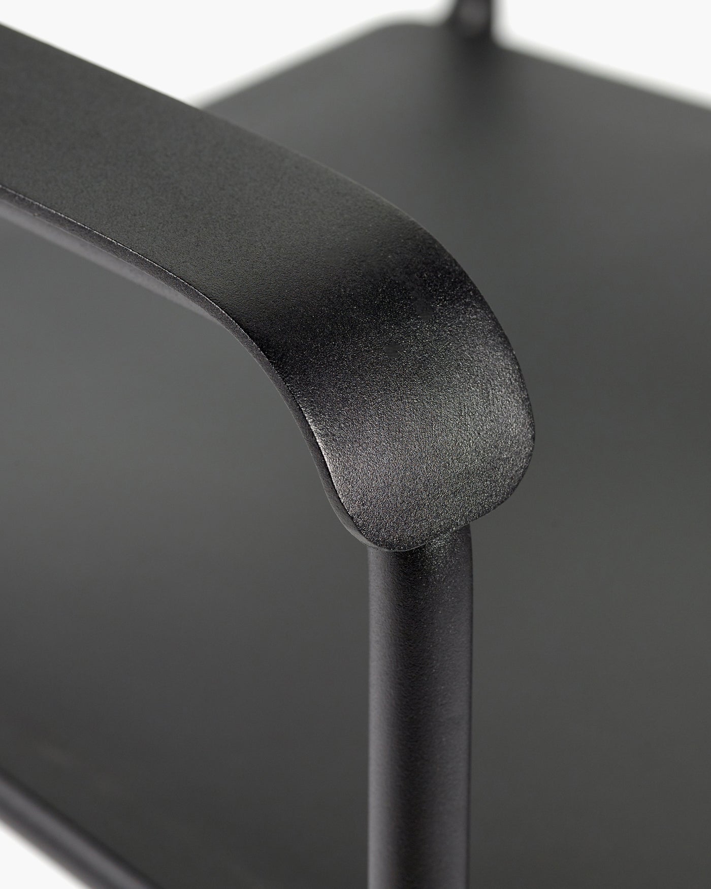 Dining Chair + Armrests August