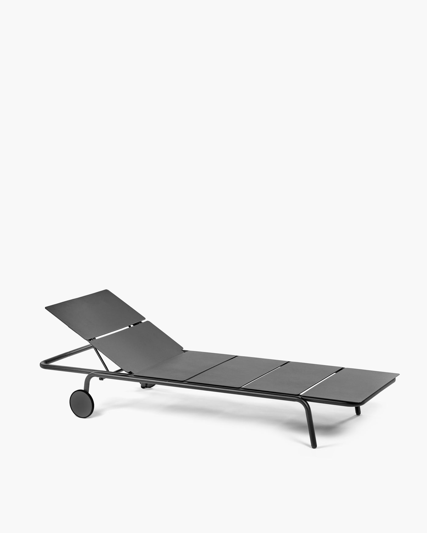 Sun Lounger August