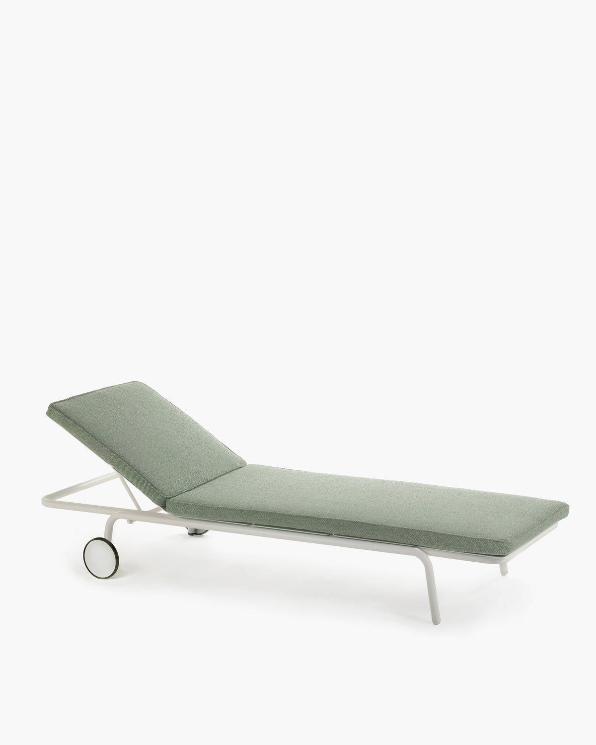 Sun Lounger August
