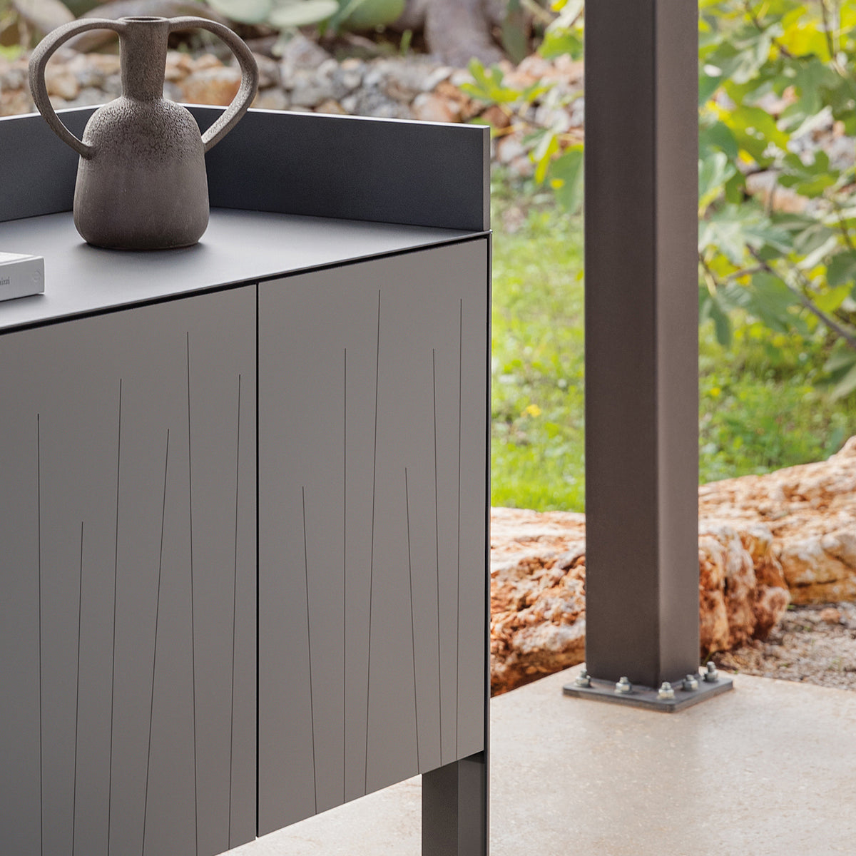 Ninfea – Sideb. Raised Edge L.90CM sfeerbeeld