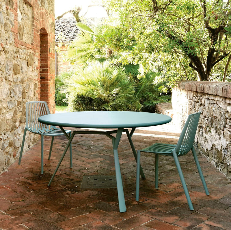 Fast_radice_quadra_round_table.jpg