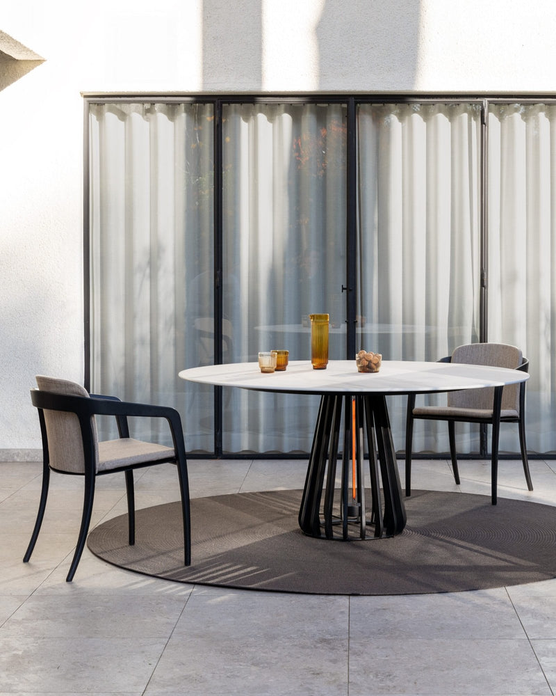 Furniz Heated Tafel by Royal Botania