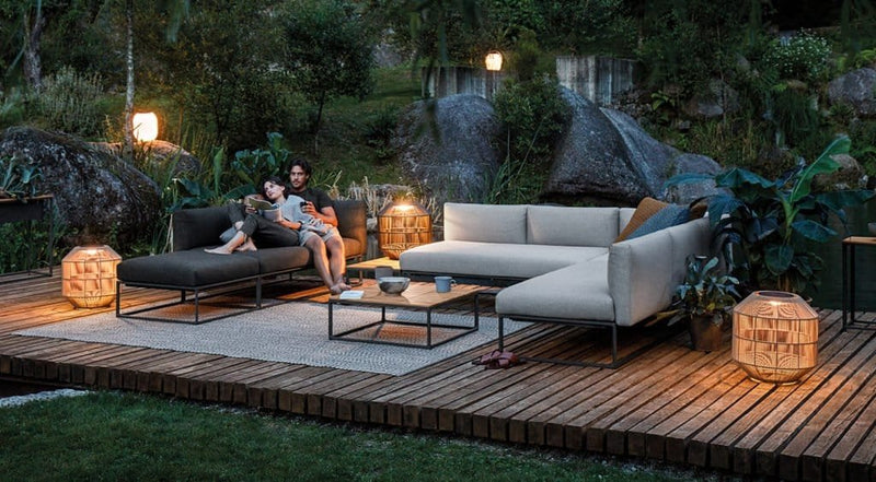 Gloster-Maya-lounge-with-ambient-light-1024x565-1.jpg