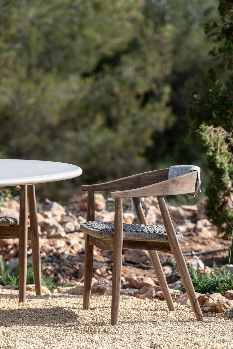 Gommaire-outdoor-teak-furniture-armchair_faye_wicker_seat-G791-PE-NAT-Antwerp1-1.jpg