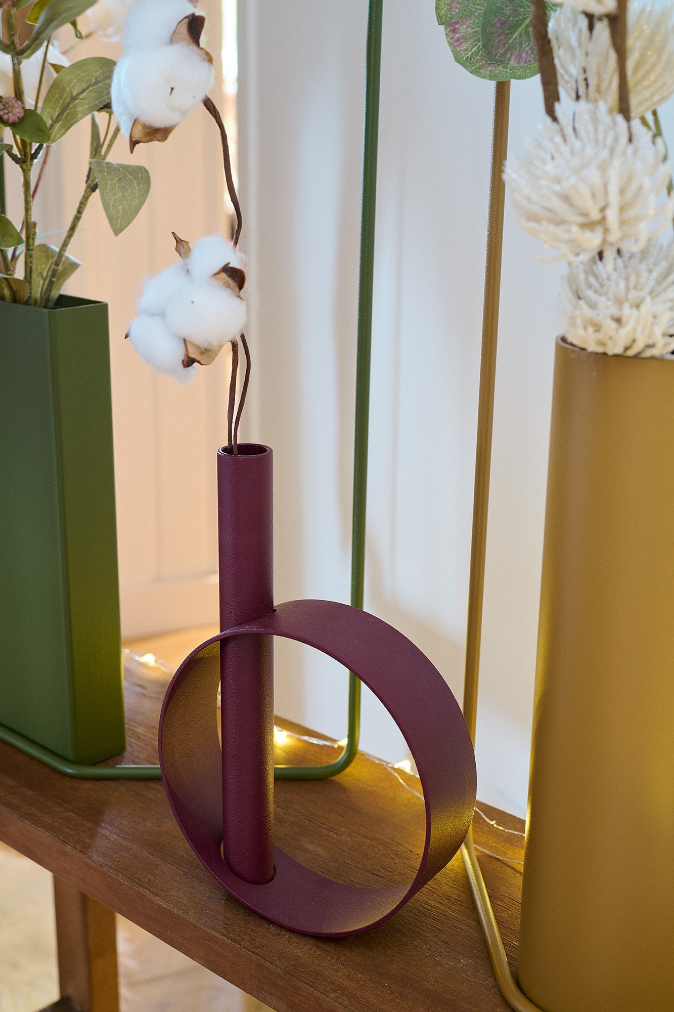 Ios single-stem vase