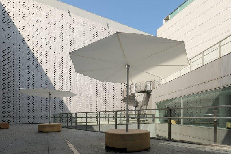Infina-garden-umbrella-Museum-of-Contemporary-Art-Tokyo8.jpg