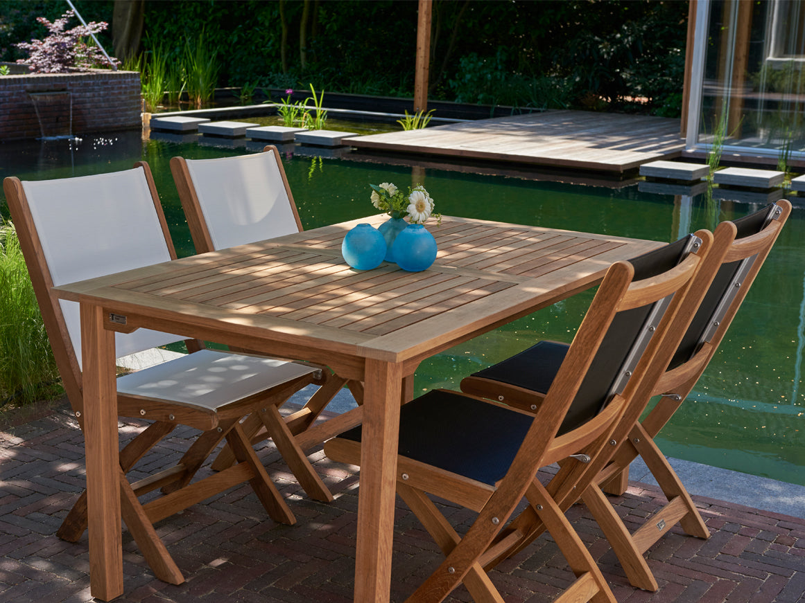 Theodora Table