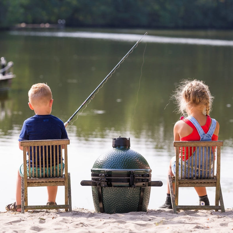 Kinderen-Met-Big-Green-Egg-Minimax.jpg