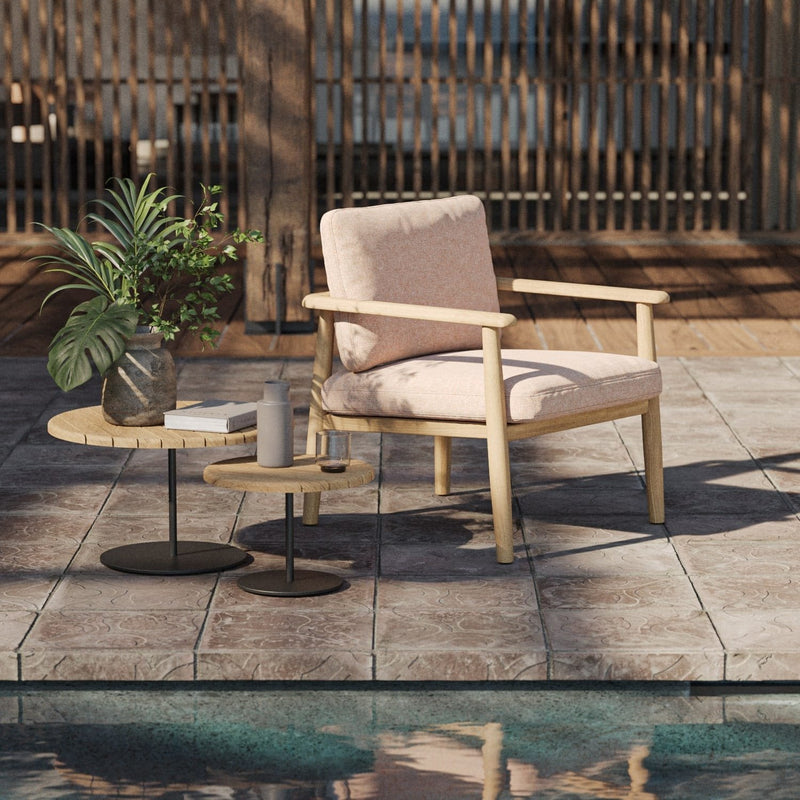 MAMBO 77 LOW CHAIR - BUTLER 40T & 60T SIDE TABLES-min