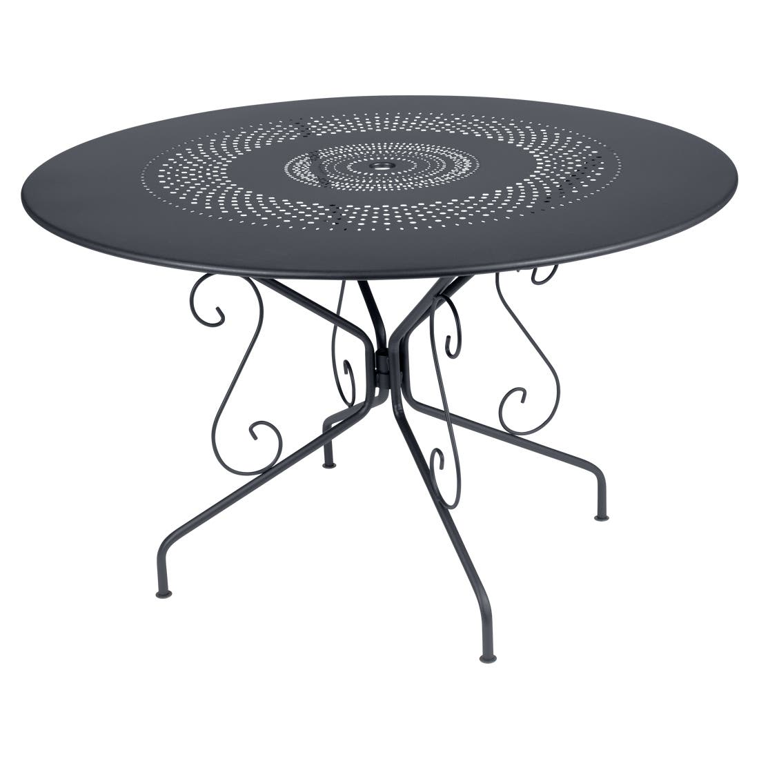 Montmartre table
