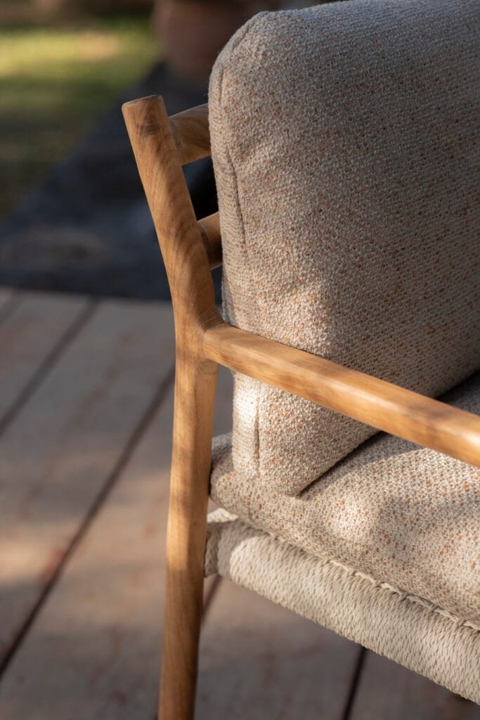 MUYU-DINING-CHAIR-DETAIL-683x1024.jpg