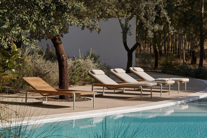 Manutti_flows_loungers_ambiance04.jpg