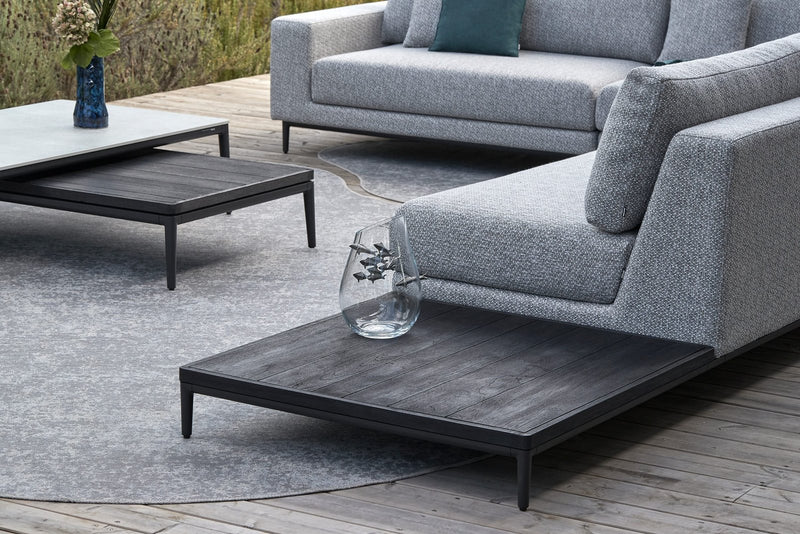 Manutti_zendosense_coffeetables_ambiance02.jpg